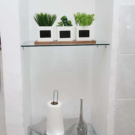 Old Town Manosa Apartman *