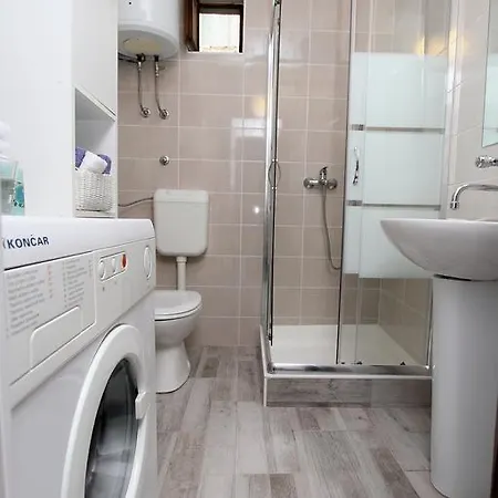 Old Town Manosa Split