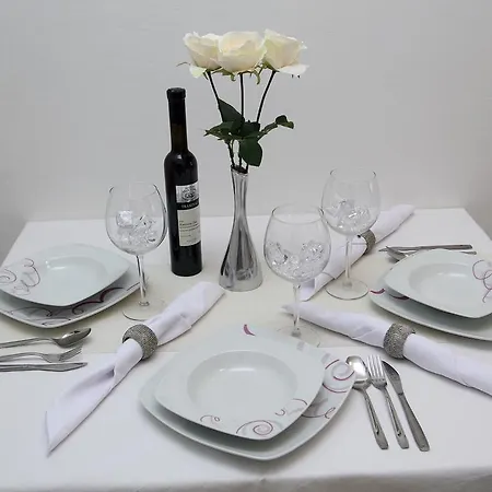 Old Town Manosa Apartman