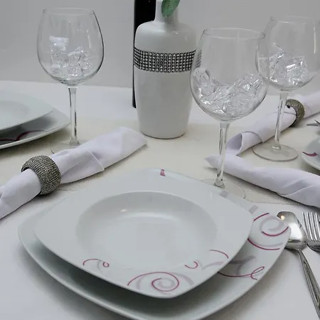 Old Town Manosa Apartman *