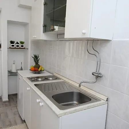 Apartment Old Town Manosa