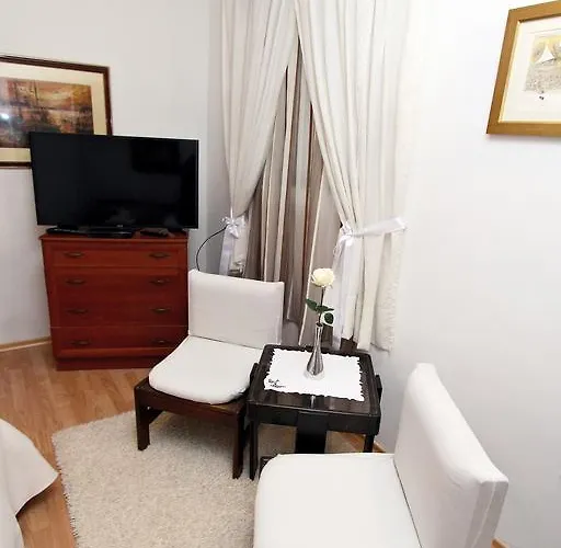 Old Town Manosa Apartament