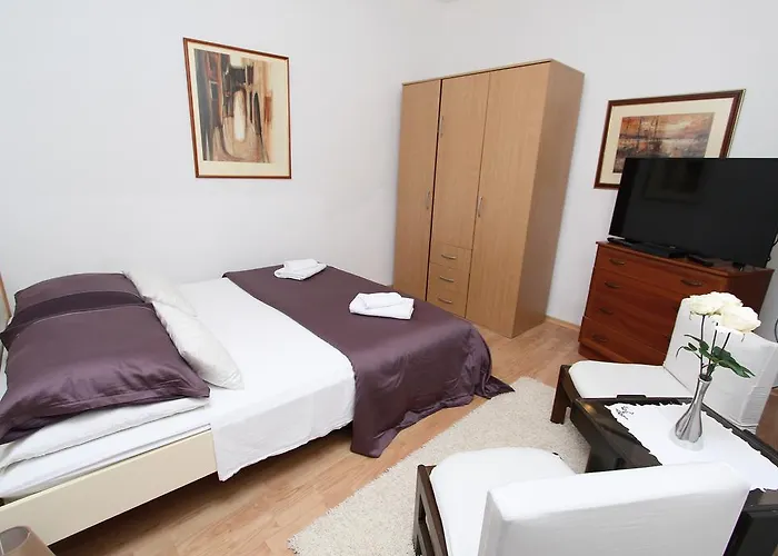 Apartament Old Town Manosa